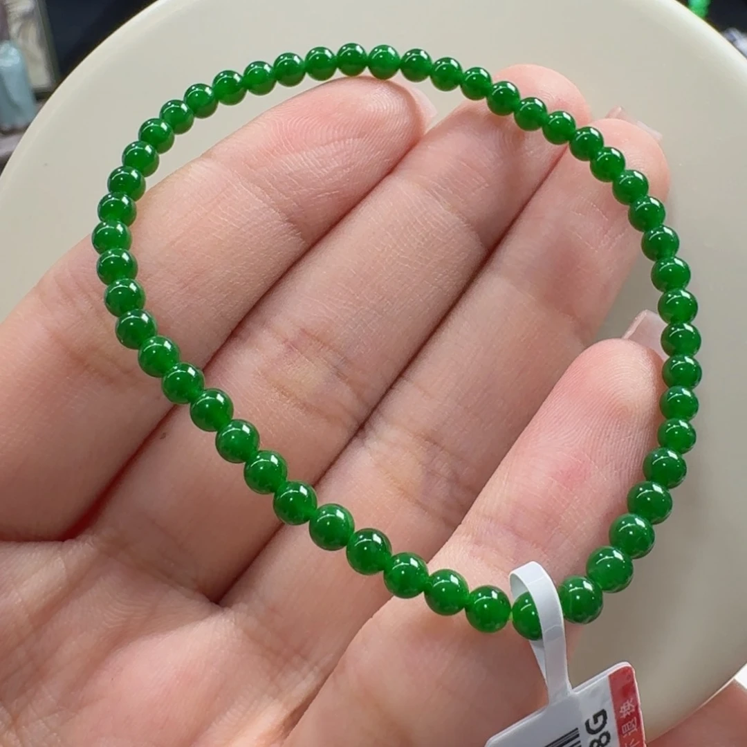 未镶嵌手链翡翠巨漏！冰胶满辣绿串卡3.7 色标！