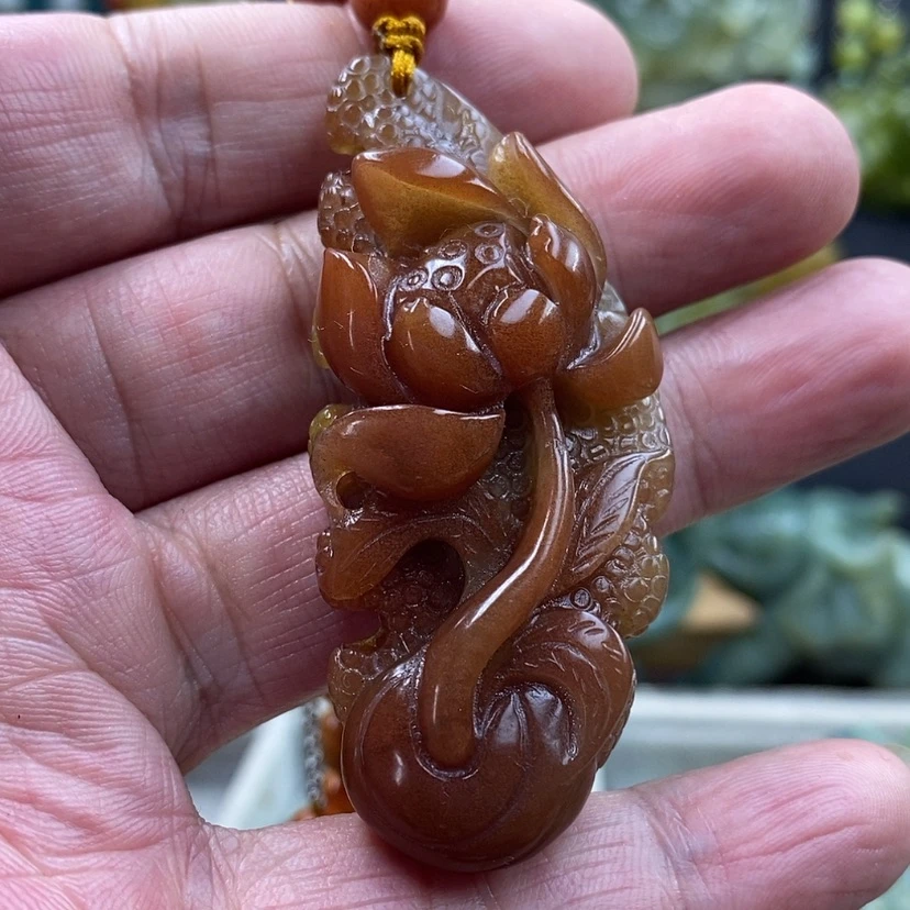 【闪购商品】未镶嵌蛇纹石玉吊坠