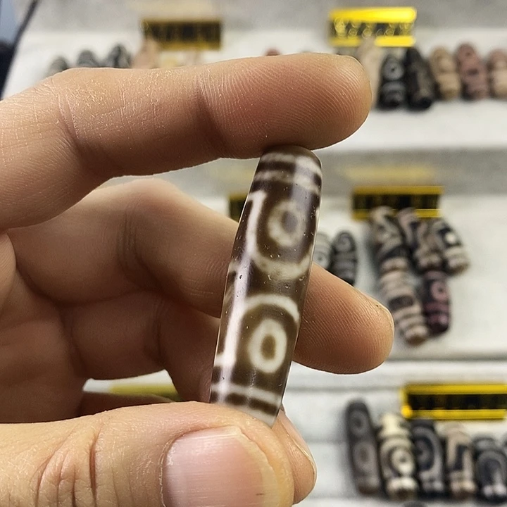 玛瑙/玉髓合金颈饰