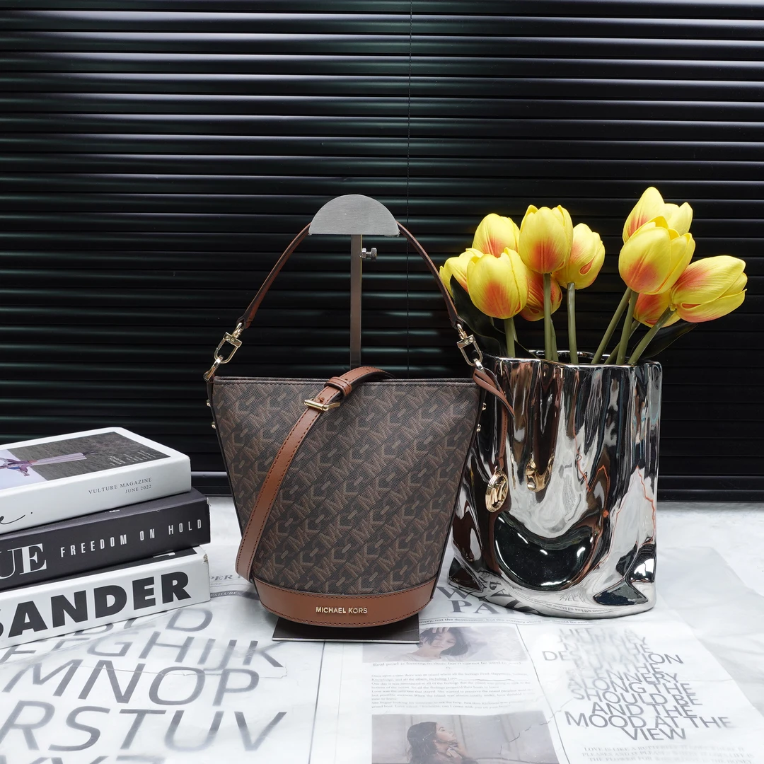 95新 MICHAEL KORS/迈克高仕 单肩包/T10275626