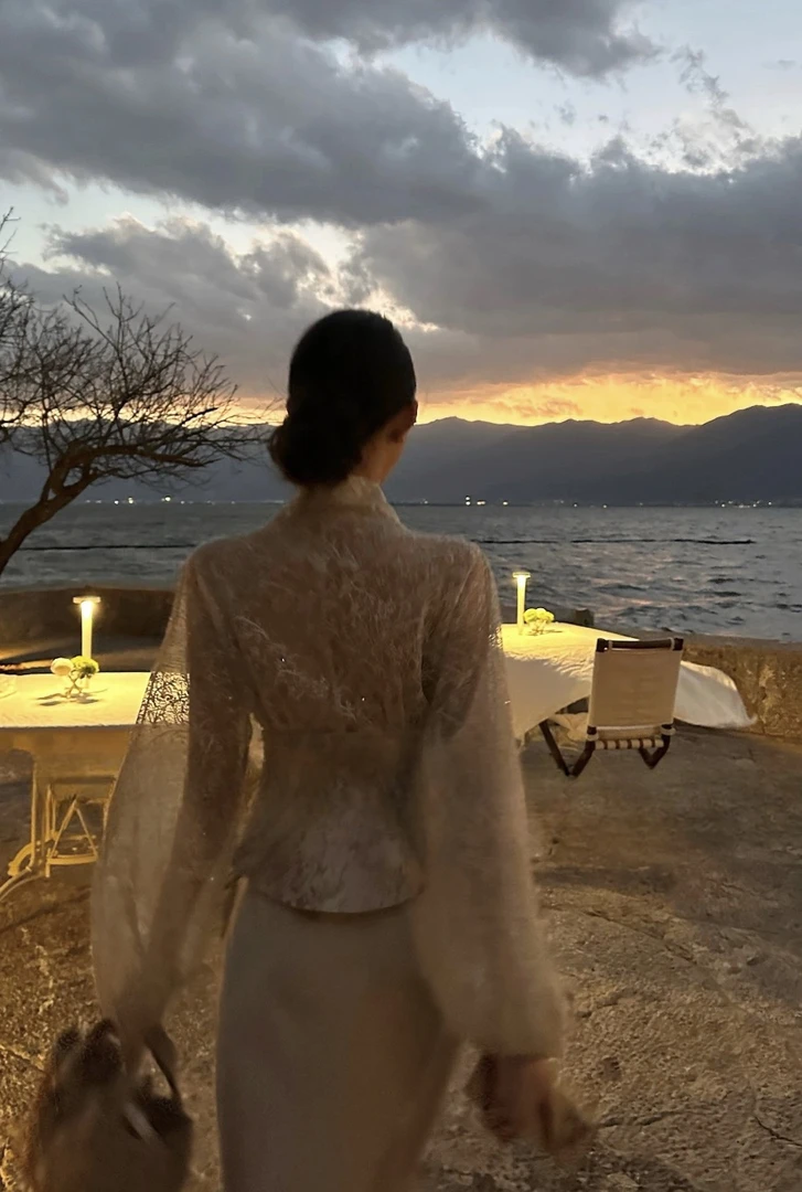 【蝶梦云裳】设计感法式纯欲绝美气质套装