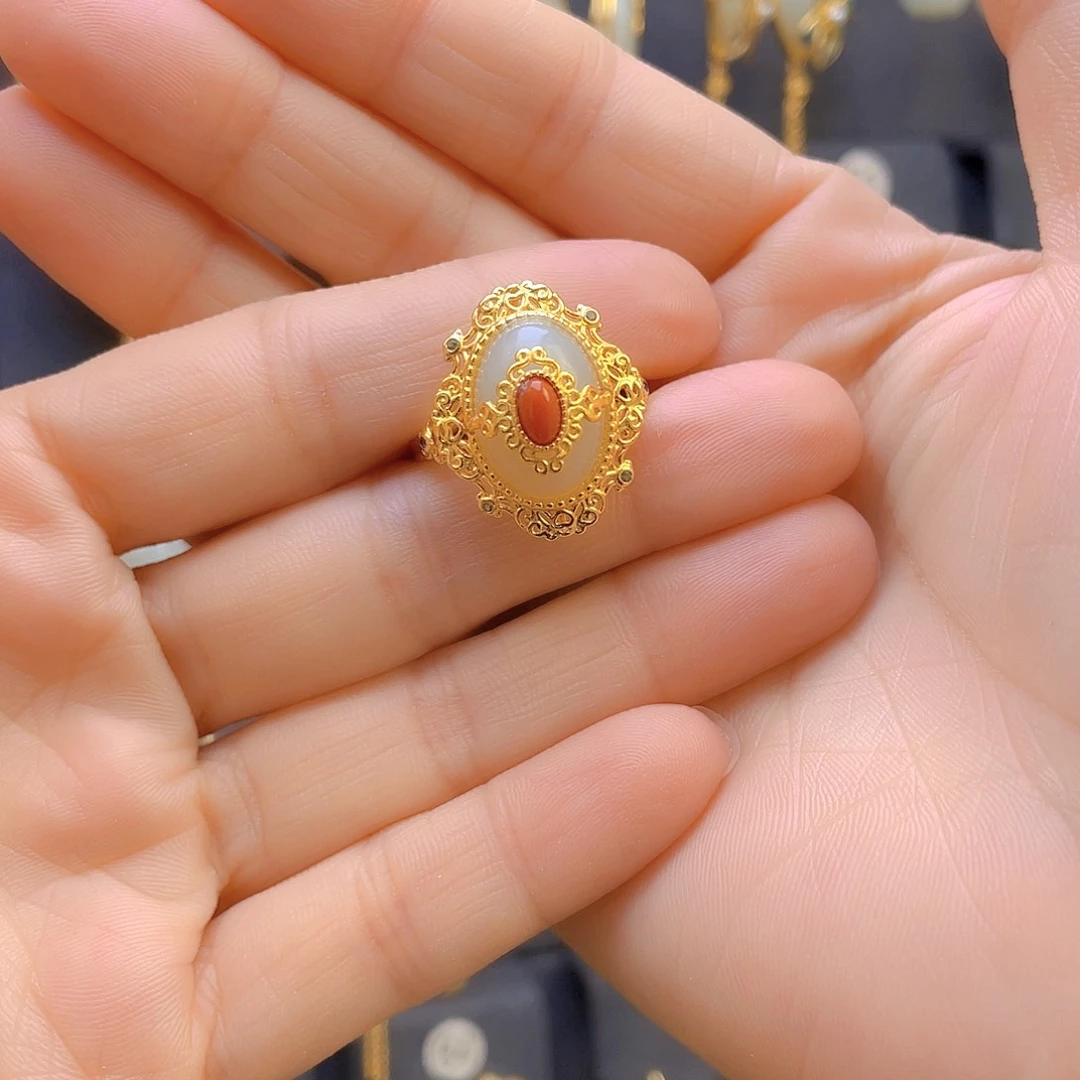 和田玉戒指银S925镀金镶嵌