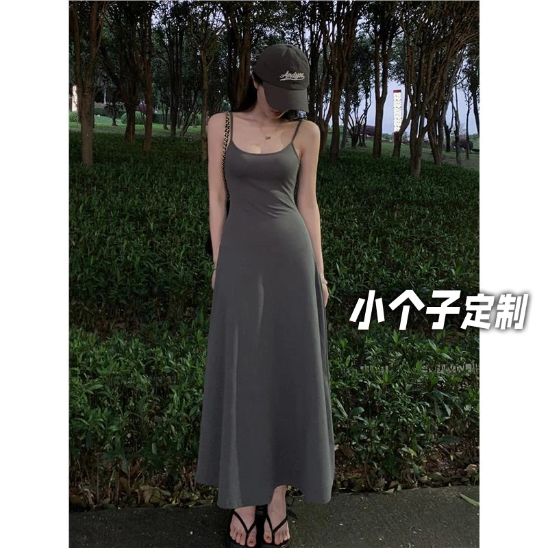 150小矮个子法式吊带连衣裙女秋冬季修身显瘦收腰a字中长款大摆裙