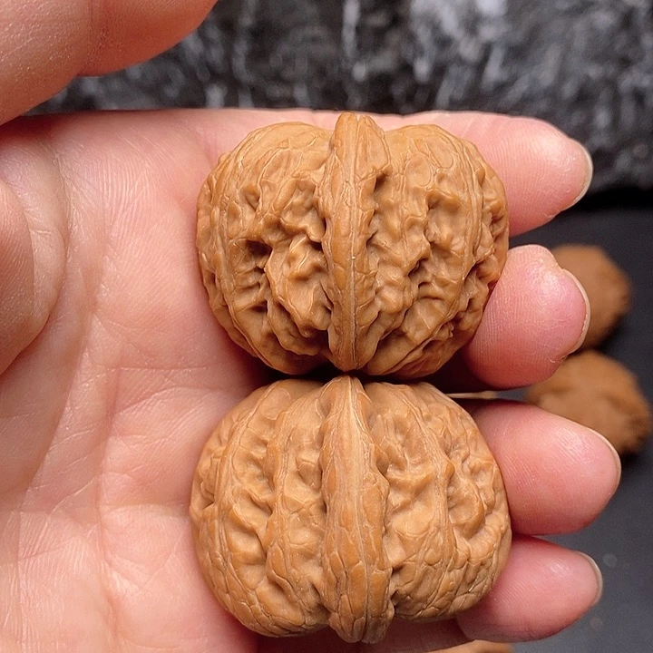 吊坠文玩核桃40平谷元宝核桃