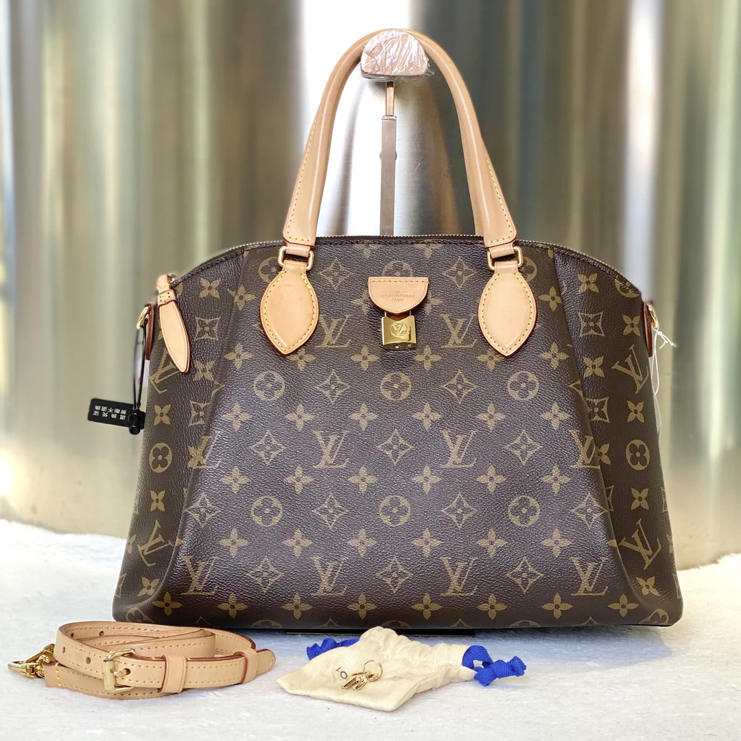 99新 LouisVuitton/路易威登 古有98新LV三代中号饺子手提斜挎包