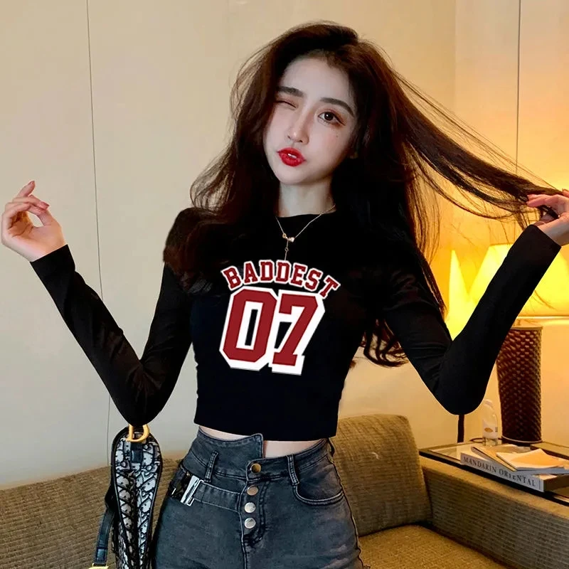 黑色短款长袖t恤女紧身露脐上衣女秋冬爆款高腰印花短款打底衫ins