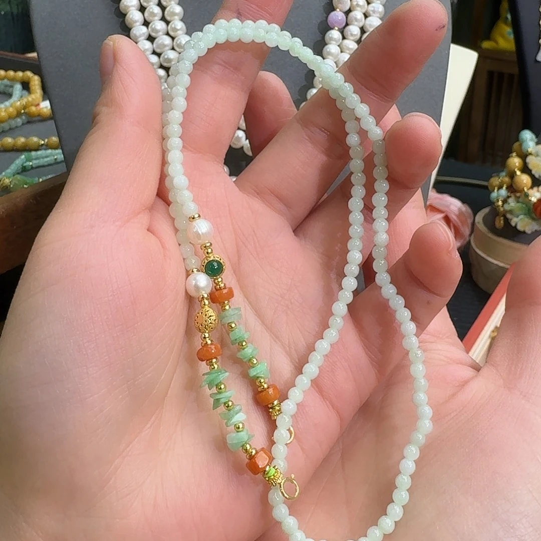 萧***潇翡翠未镶嵌吊坠(不含链)炸福利99