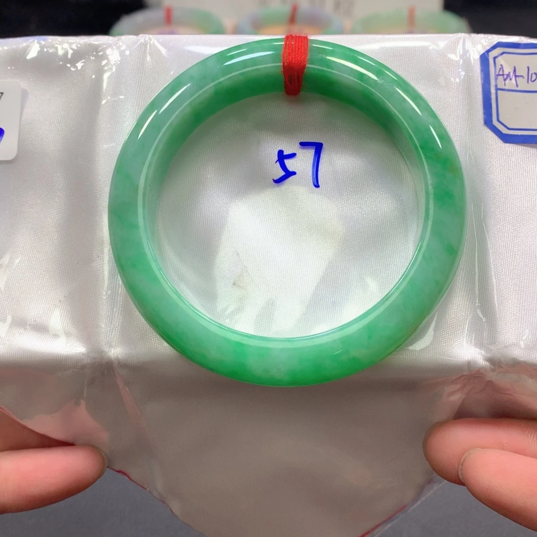 翡翠未镶嵌手镯翡翠