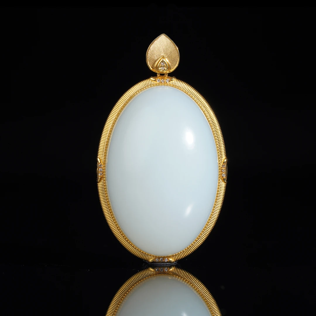 【慧子臻选】18k金和田玉白玉蛋面吊坠 34*22*14mm 不含链  Y170