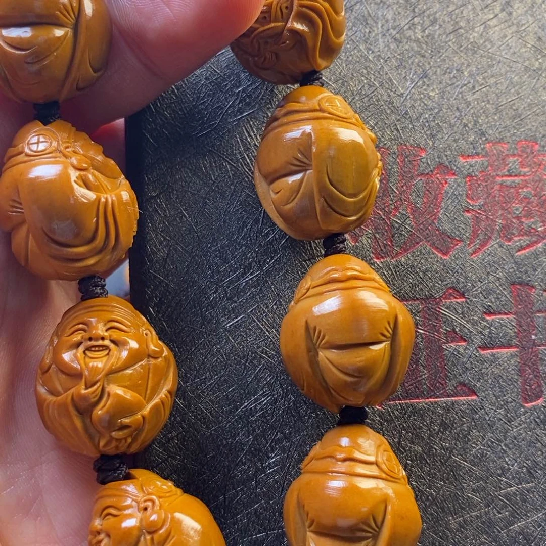 橄榄核手串手工财神