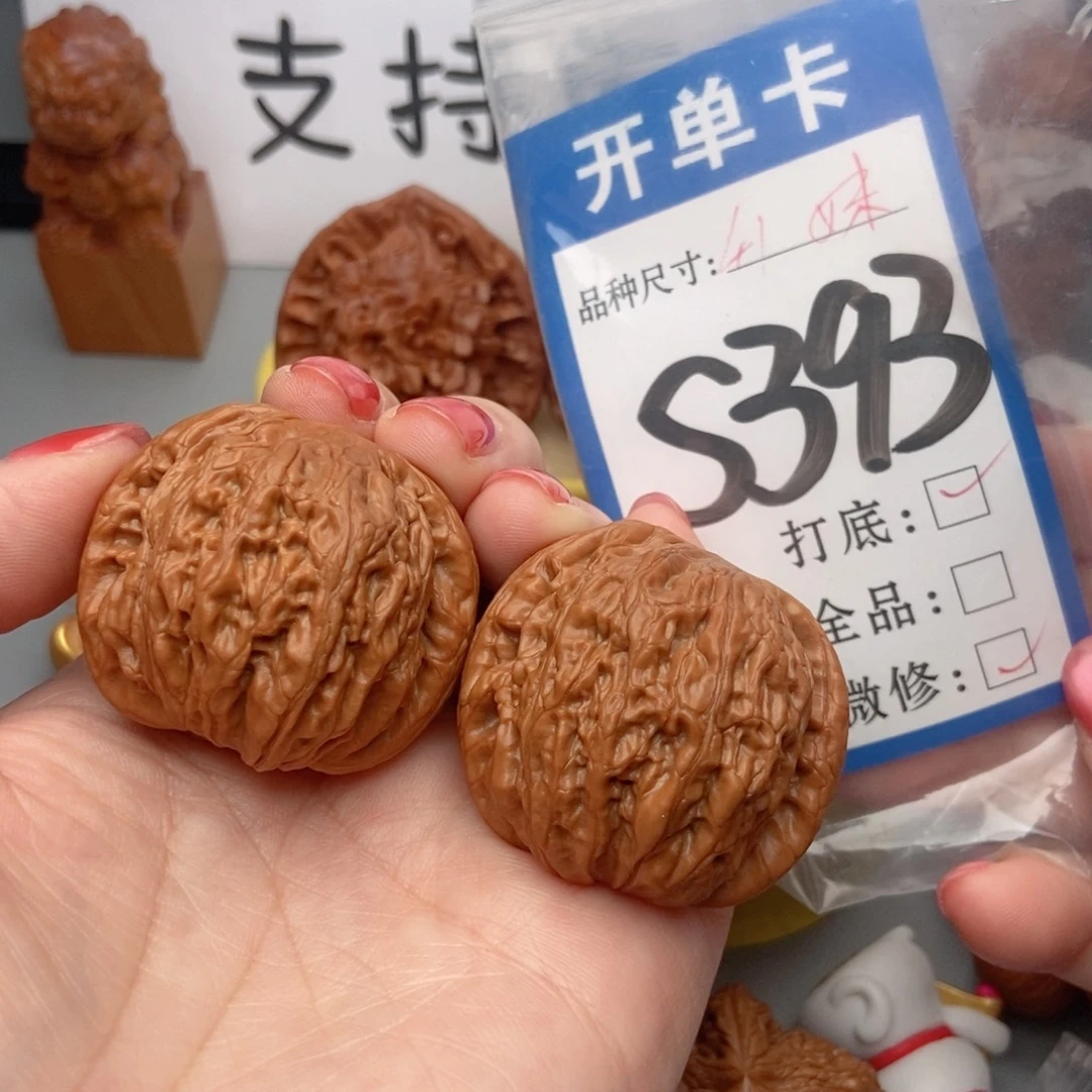 桃核吊坠核桃铁锤妹妹