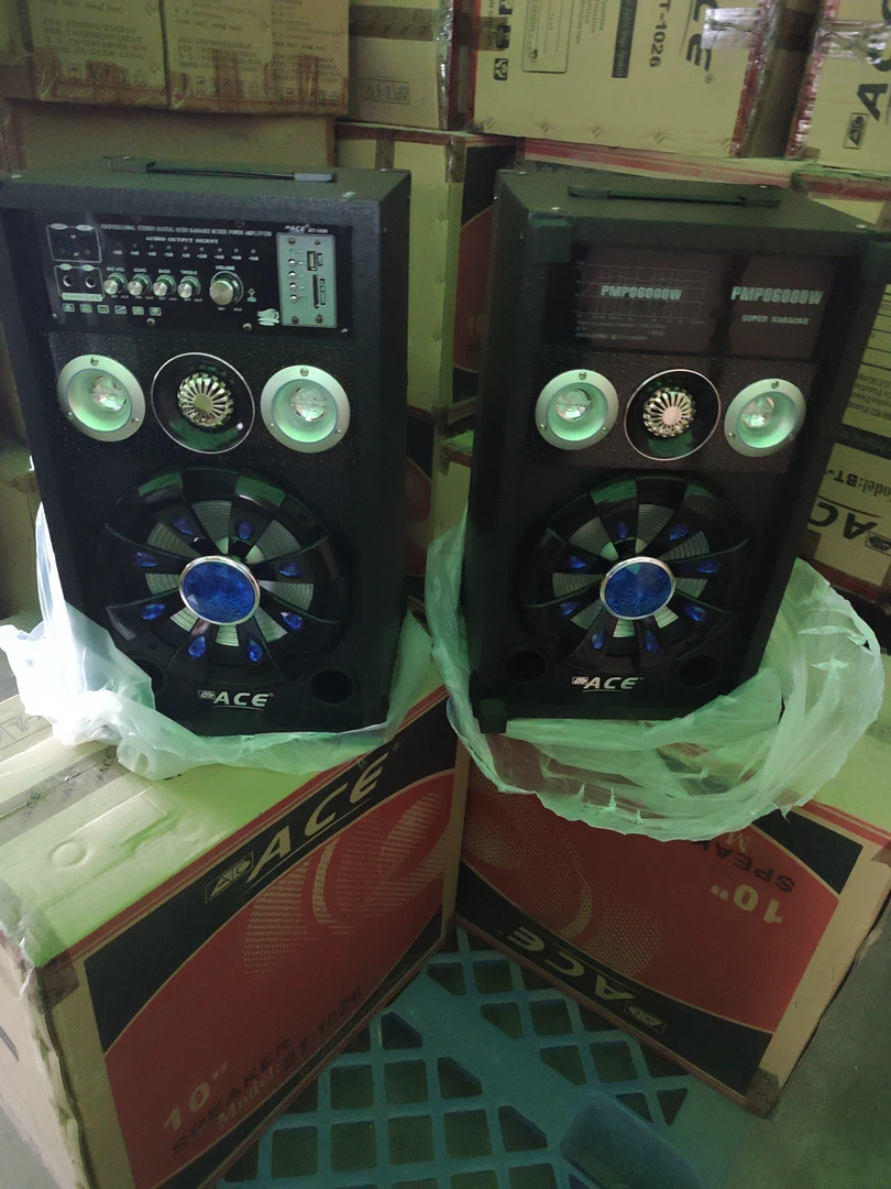 99新  10寸有源音箱一对的价格。外观有瑕疵。不包邮。