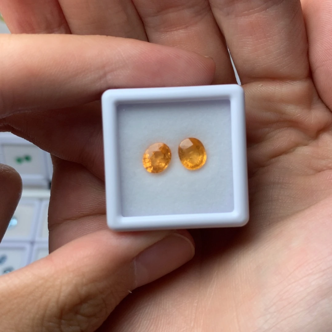 石榴石2.35克拉左右未镶嵌