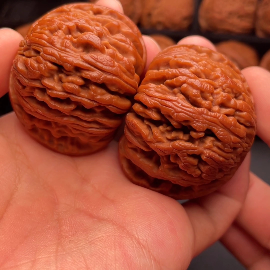 文玩核桃把件秦岭山脉