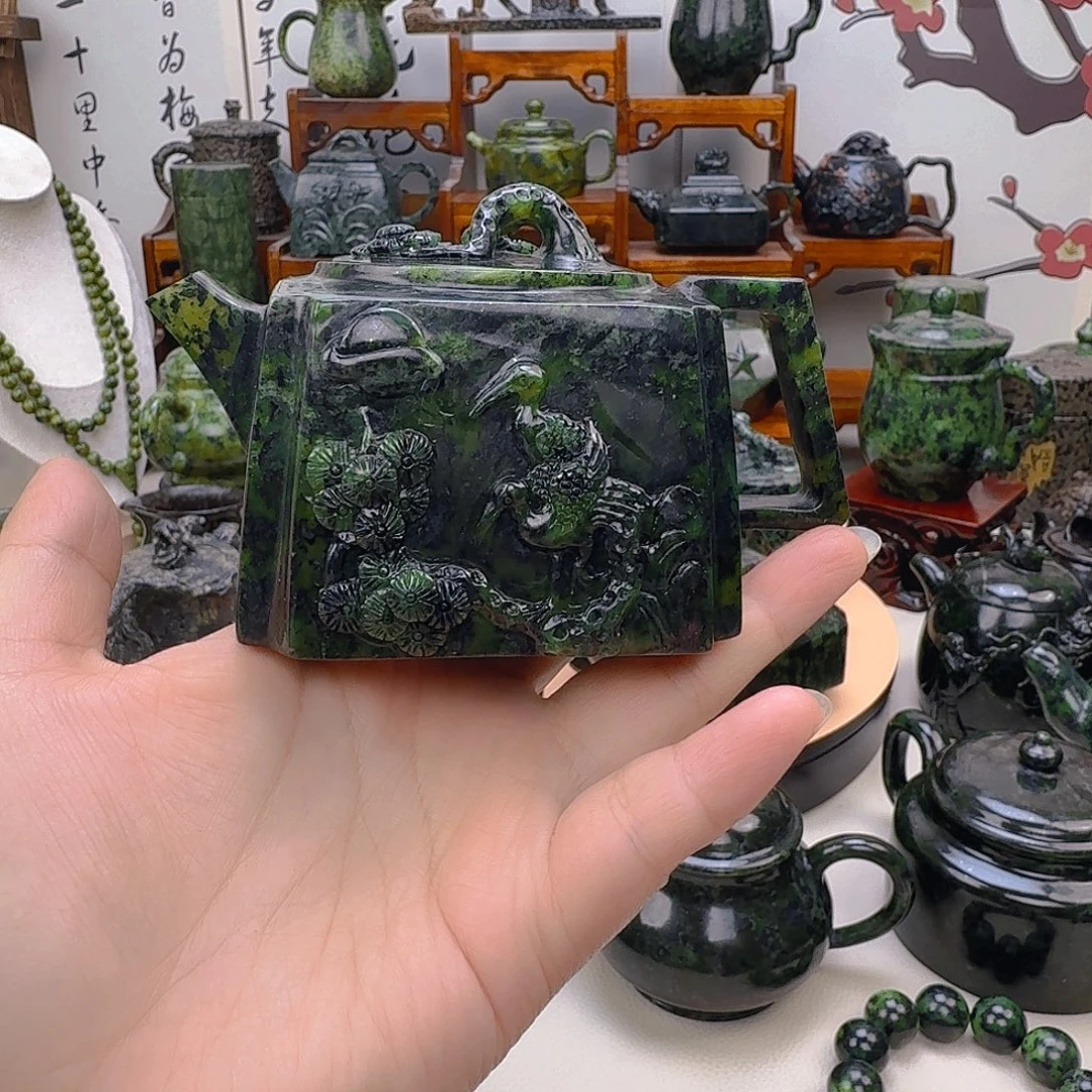杨***士未镶嵌蛇纹石玉藏玉药王石茶壶