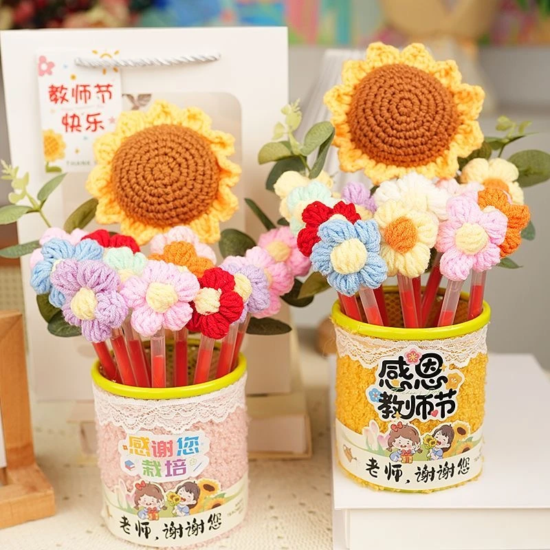 教师节针织红笔笔筒贺卡实用百搭送幼儿园小学男女老师