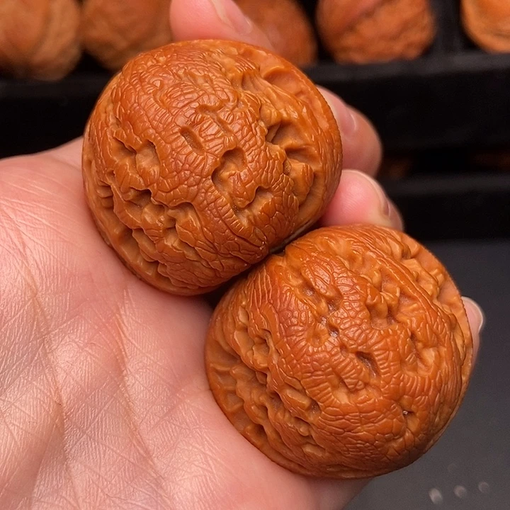 文玩核桃把件秦岭核桃文玩核玩