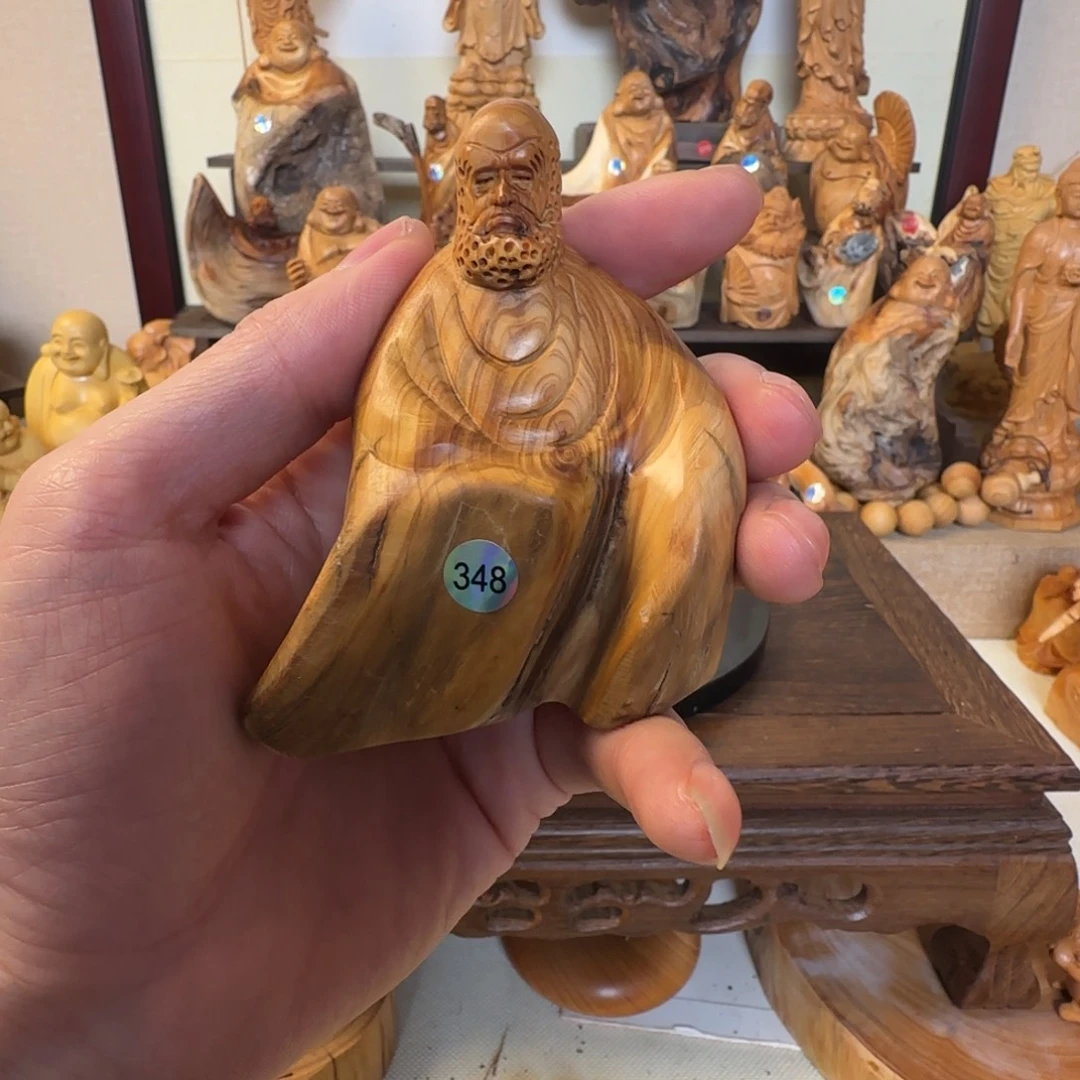 崖柏小木匠艺雕一物一拍