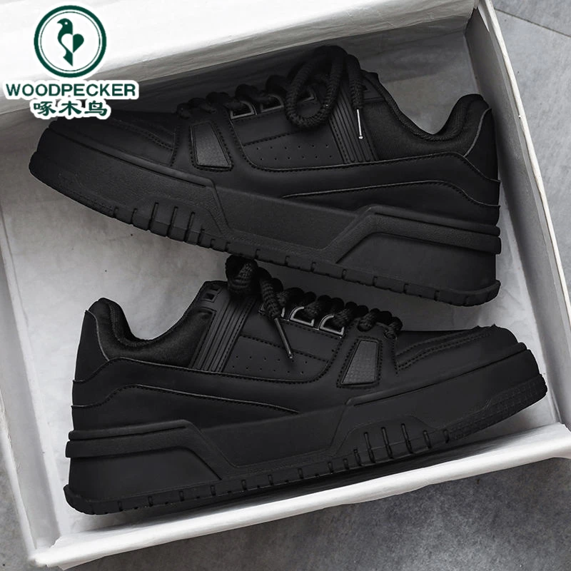 【正品】啄木鸟男鞋2025春季小众百搭休闲纯黑色板鞋厚底增高面包鞋