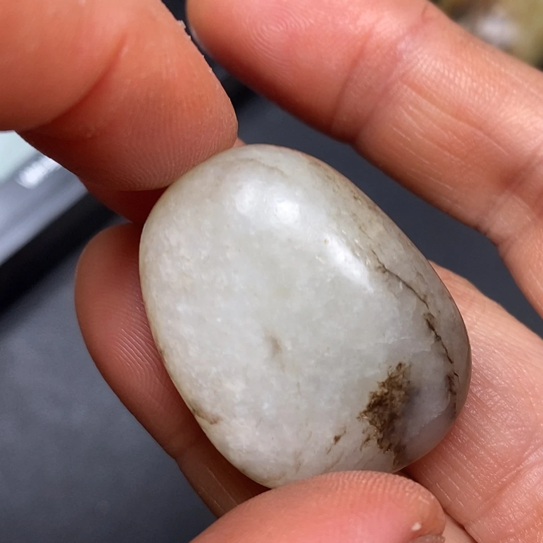 和田玉未镶嵌珠宝奇石