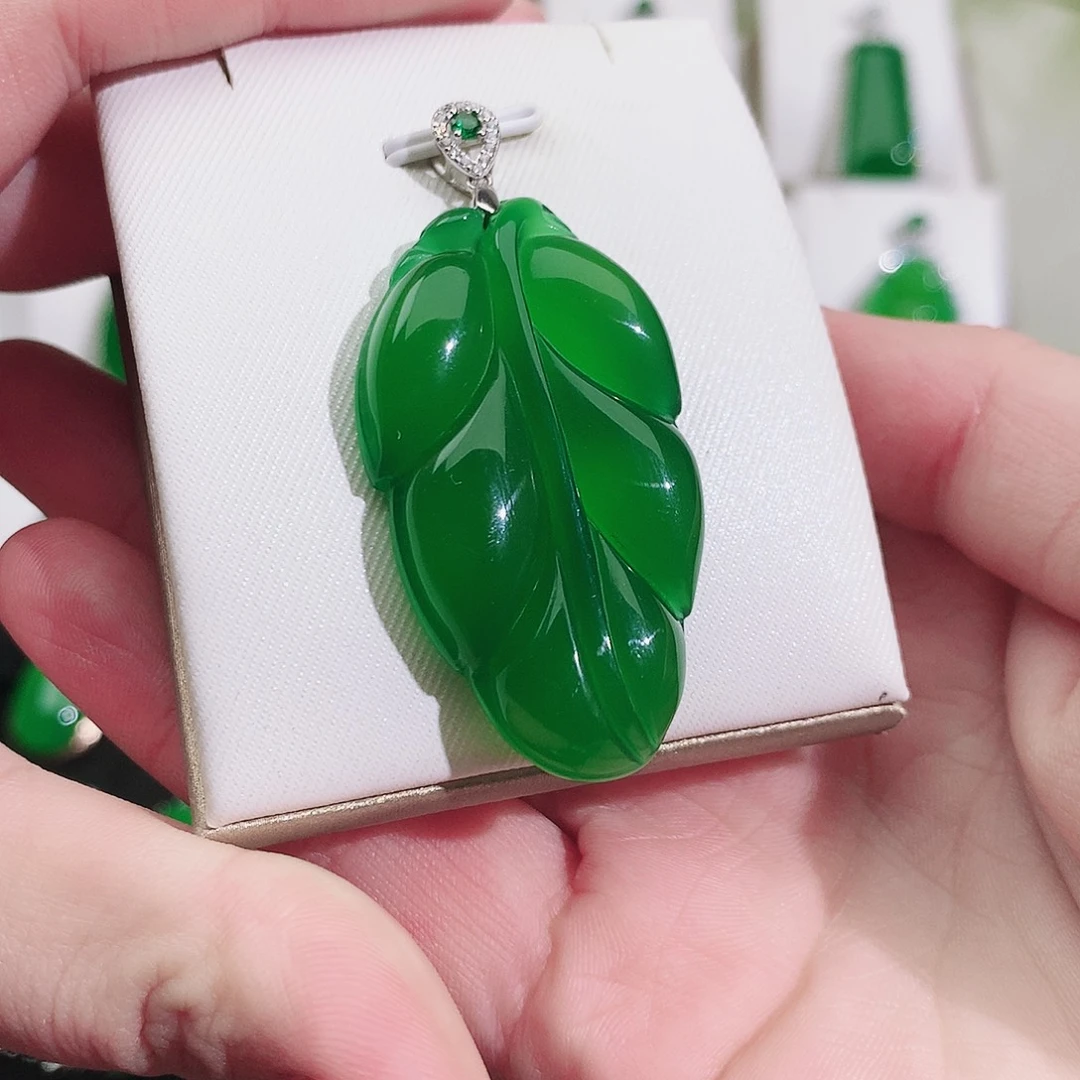 玛瑙/玉髓银S925镶嵌颈饰纯天然珠宝玉石正品叶子项链银