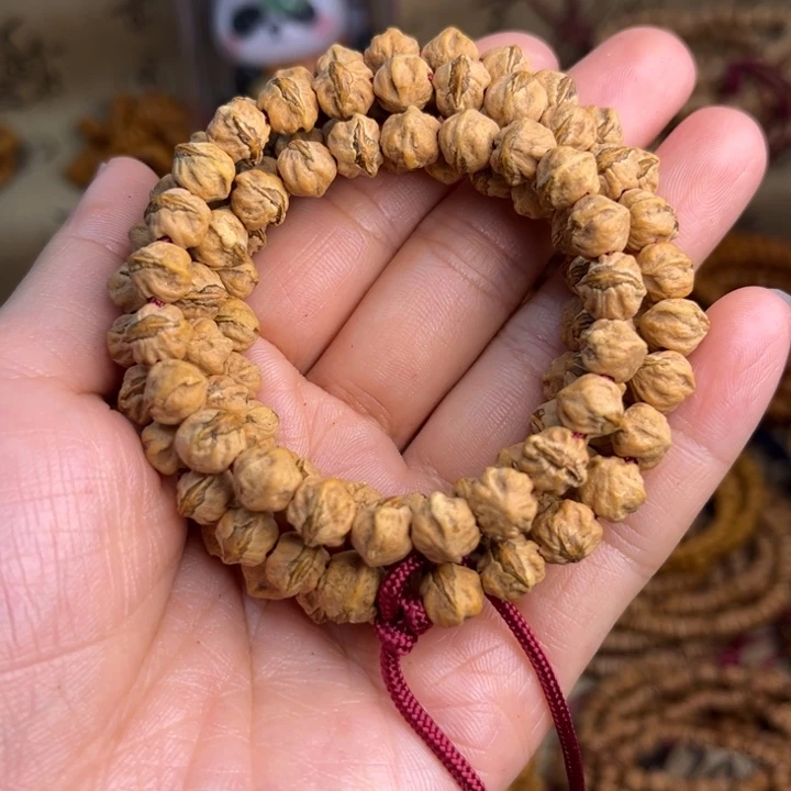 吊坠柏香籽/百香籽微笑唇 原桩红芽横打