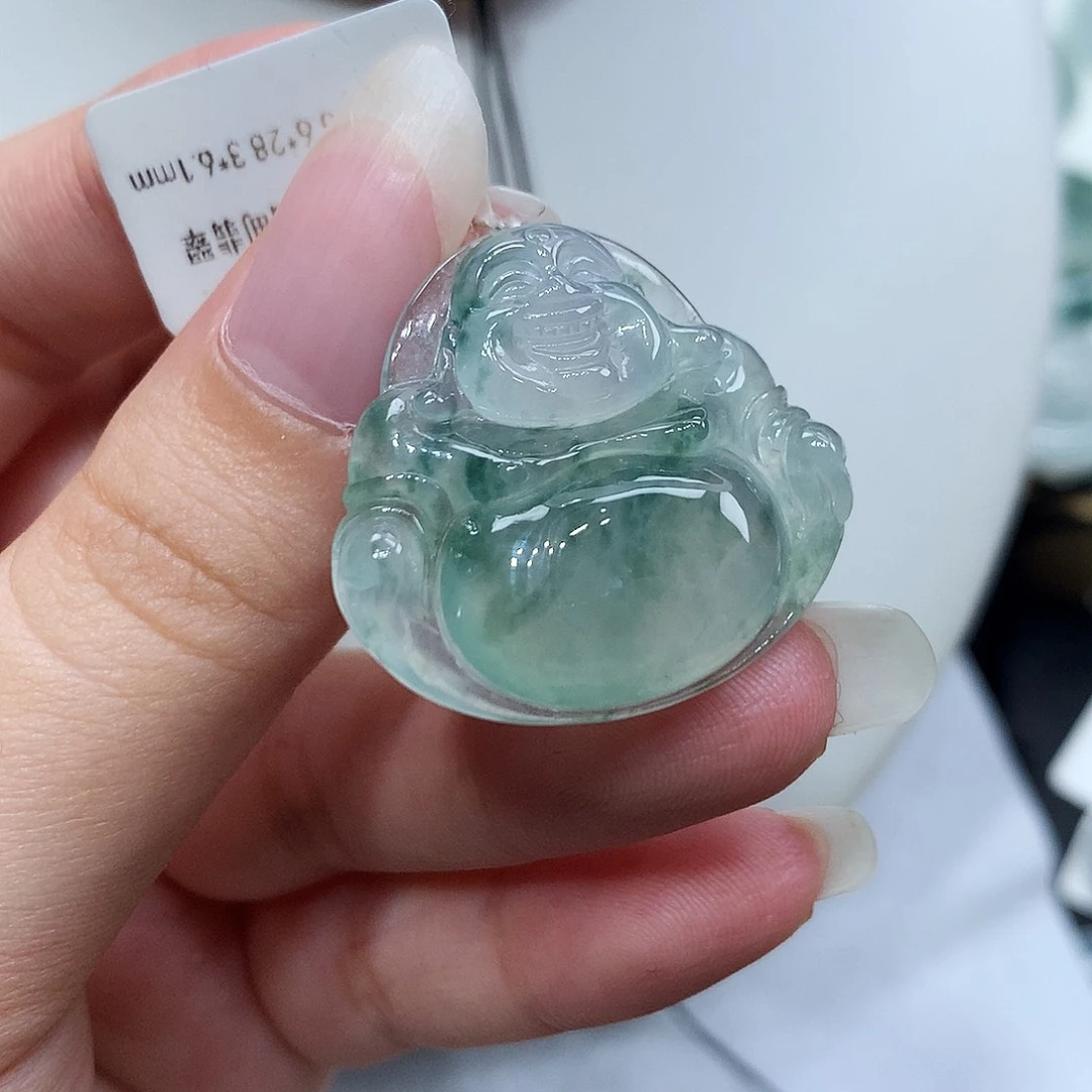 翡翠未镶嵌颈饰编号131，26.6/28.3/6.1