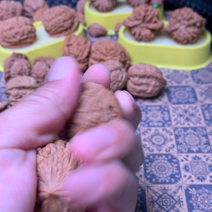 桃核把件少**时南疆石好看