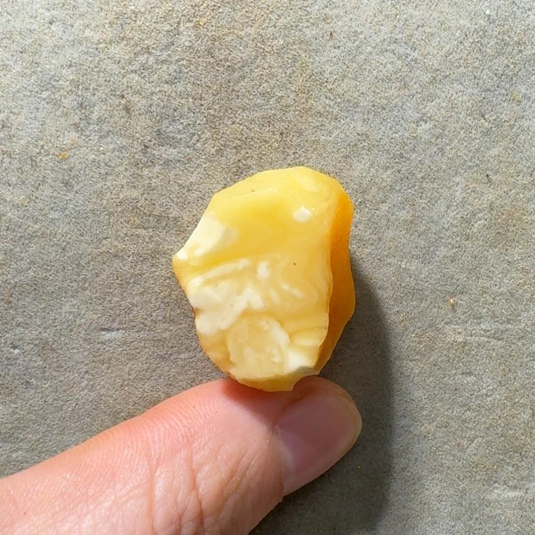 未镶嵌定制琥珀定制