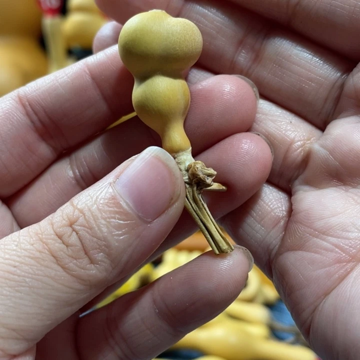 溜****30美好的一年祝大家新年快乐