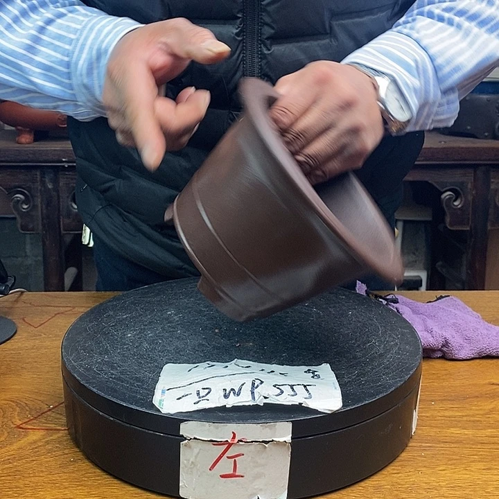 紫砂花盆WP555 货号一只