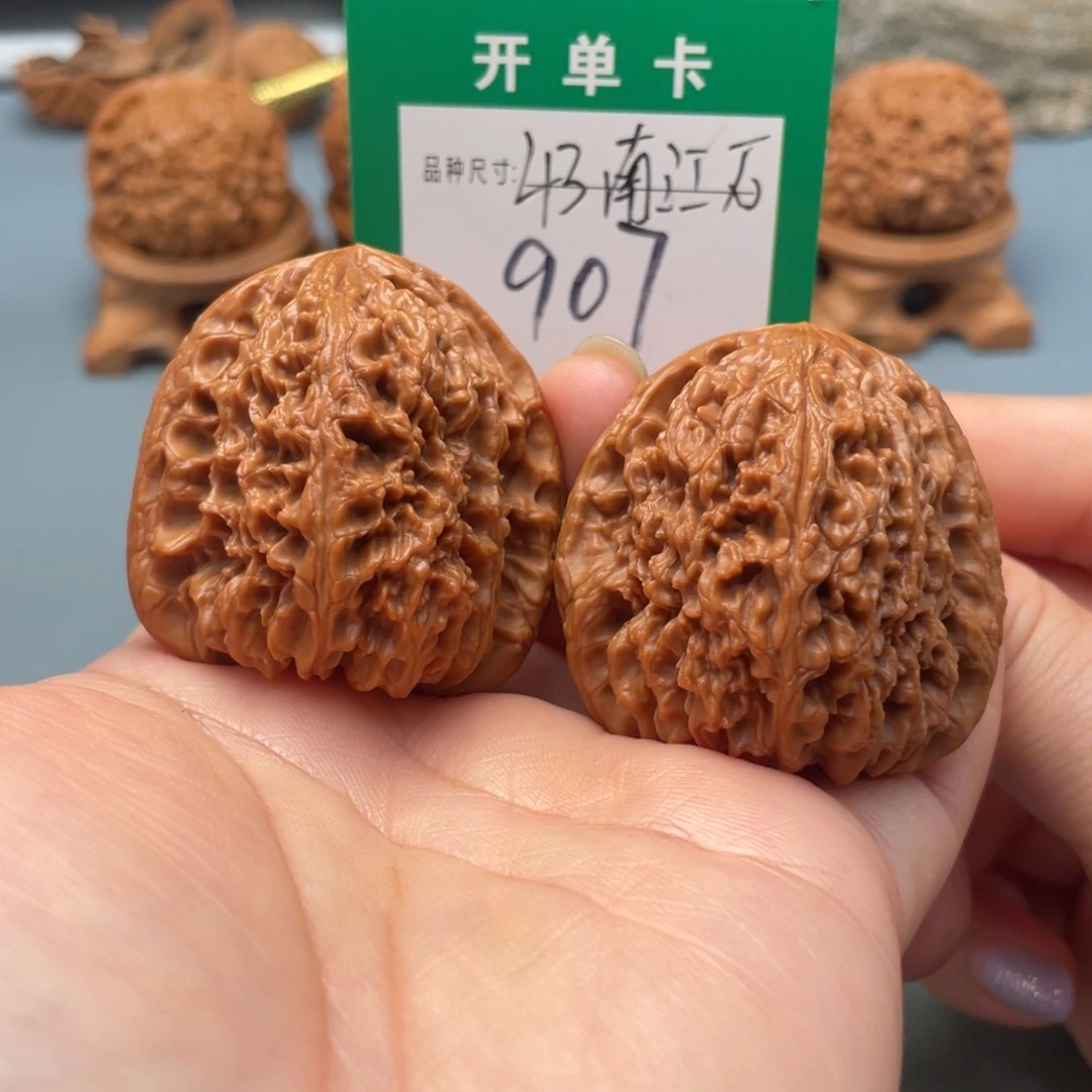 吊坠桃核文玩核桃