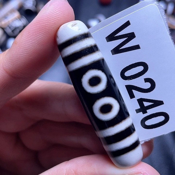 玛瑙/玉髓颈饰未镶嵌有坑