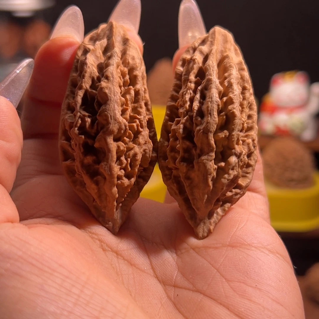 吊坠文玩核桃核桃56瑕疵