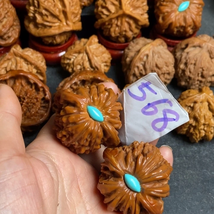 把件文玩核桃楼下568