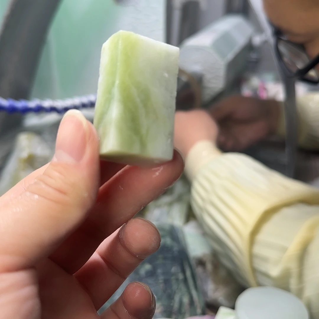 长石玉未镶嵌原石