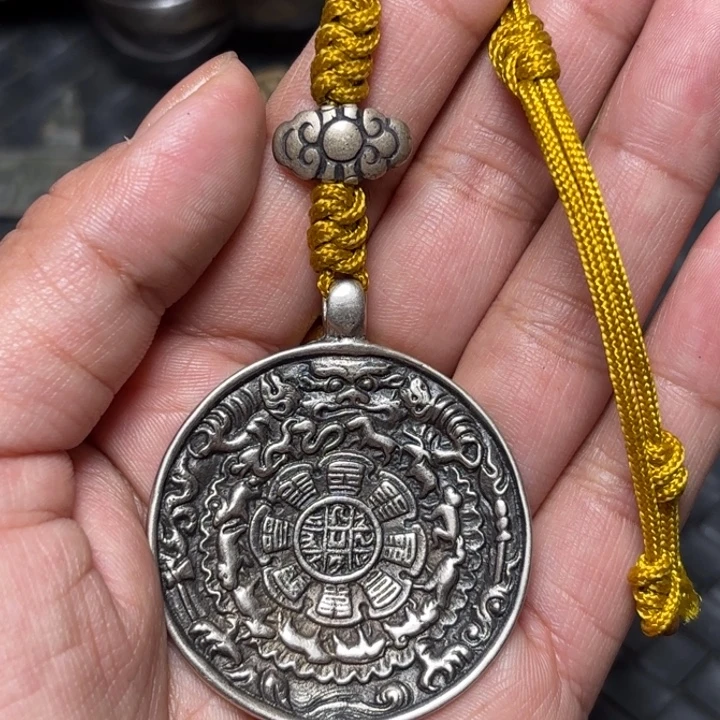 用***1藏传喜马拉雅吊坠项链