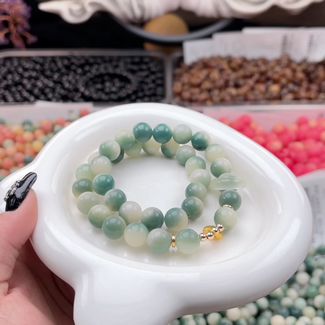 白玉菩提吊坠k11mm100颗。马尔代夫绿飘花