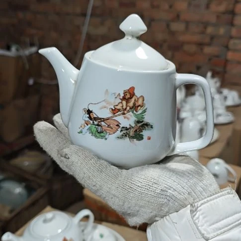 库存微瑕单孔小壶