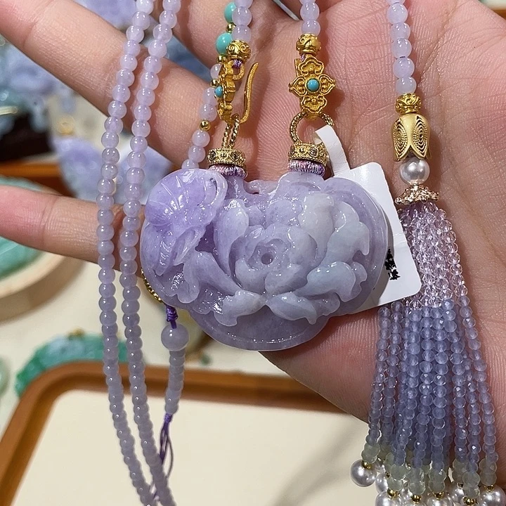 翡翠未镶嵌颈饰翡翠吊坠