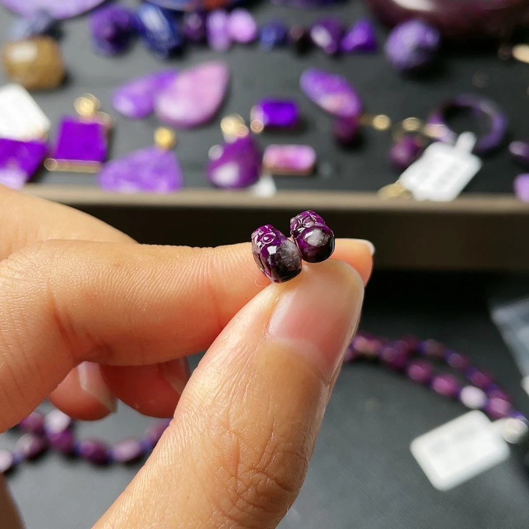 苏纪石（舒俱来）耳钉银S925镶嵌