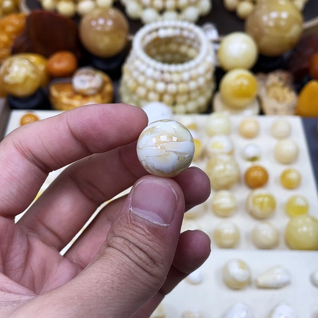 蜜蜡未镶嵌珠宝奇石17.8mm【沁色妖花瓷白】圆珠