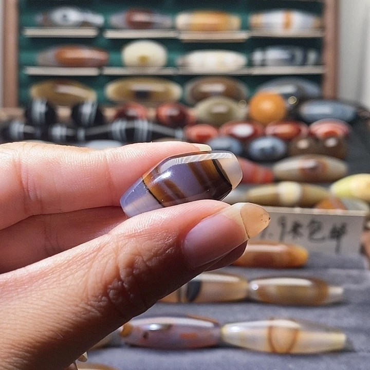 L***u玛瑙/玉髓未镶嵌吊坠(不含链)