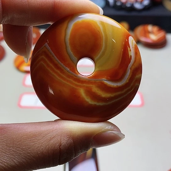 玛瑙/玉髓吊坠(不含链)未镶嵌山**花