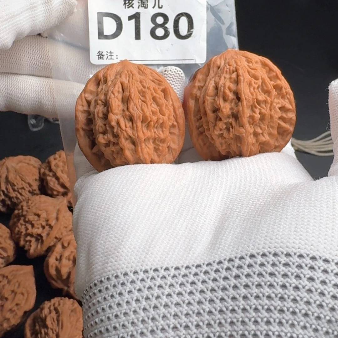 把件文玩核桃39虎头D180