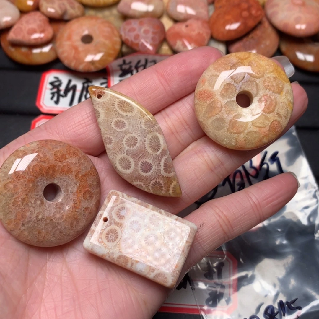 【闪购商品】硅化玉颈饰未镶嵌@*行