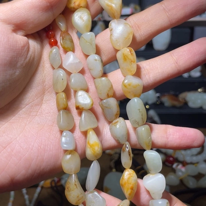 牧***人和田玉（糖玉）未镶嵌手链