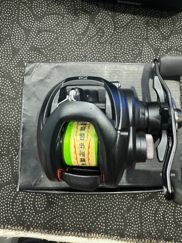 95#路亚水滴轮，黑蜘蛛100右手6.3速五代泄力极微齿感书盒齐全