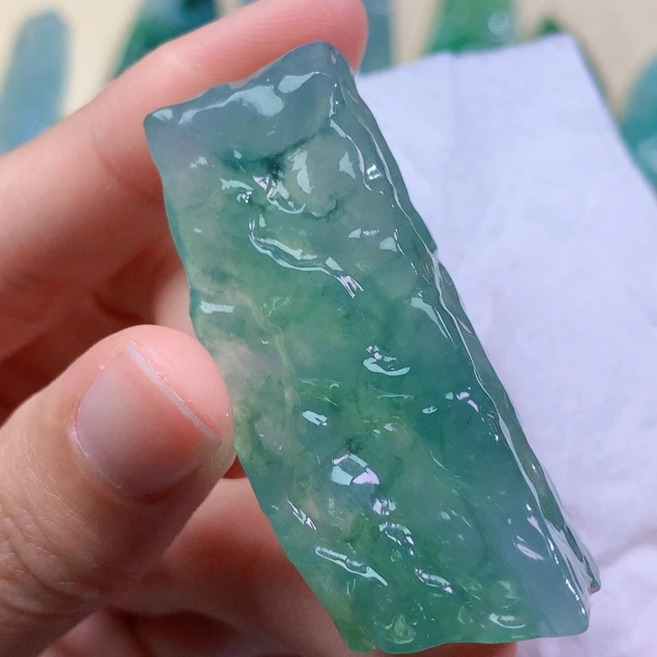 翡翠未镶嵌吊坠(不含链) 3296