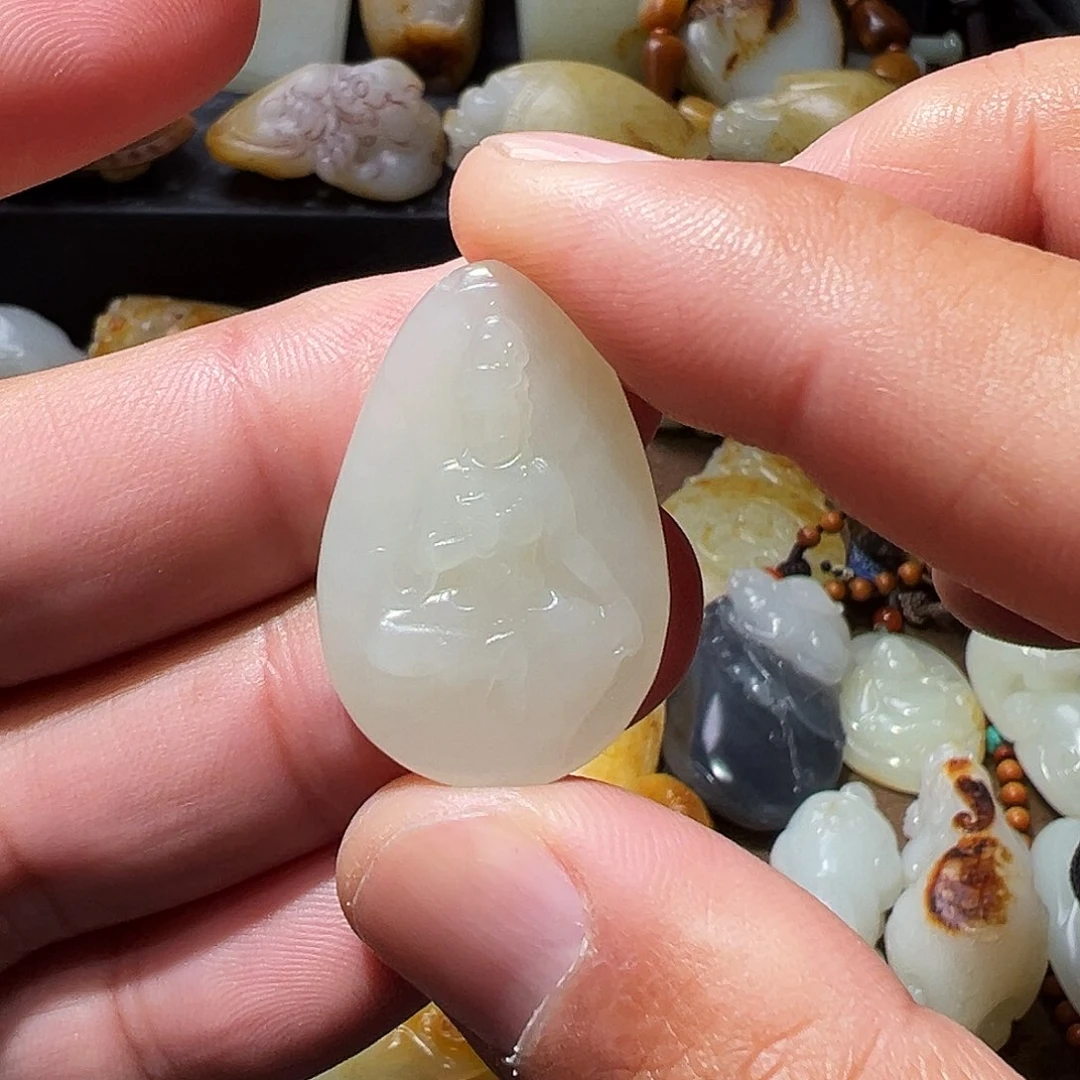 和田玉颈饰未镶嵌